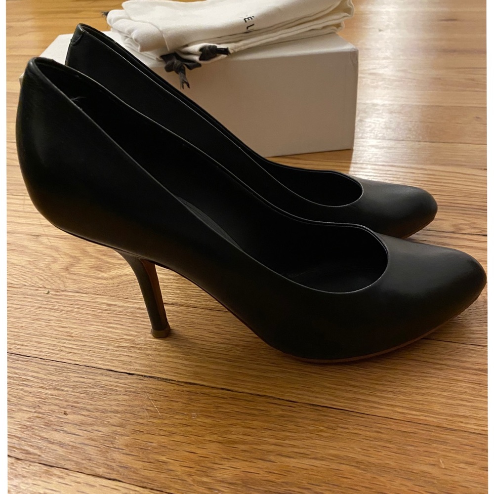 Celine black matte pump with inverted heel - Picture 5 of 5